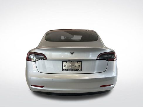 Used 2018 Tesla Model 3 Long Range image 4