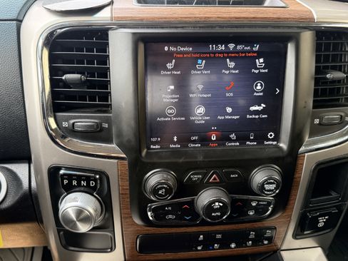 Used 2018 RAM 1500 Laramie RWD image 30