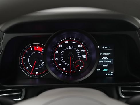 Used 2022 Hyundai Elantra SEL image 25