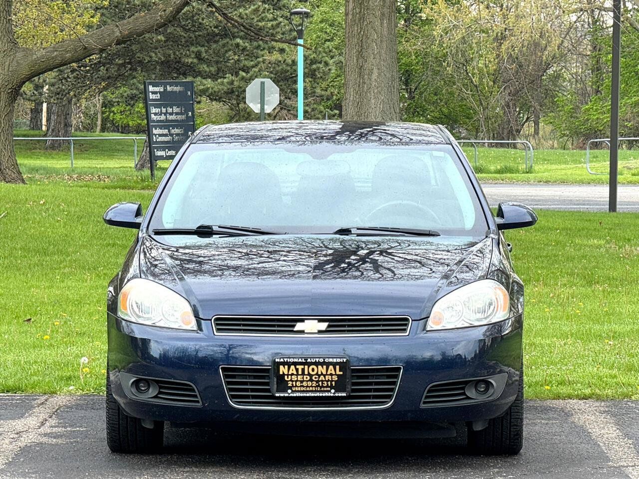 Used 2011 Chevrolet Impala LT FWD image 3