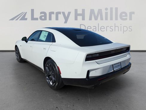 New 2026 Dodge Charger R/T AWD/4WD image 3