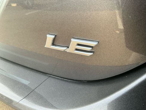 Used 2024 Toyota Camry LE image 17