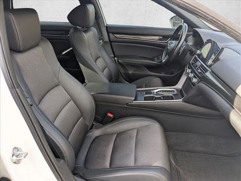Used 2020 Honda Accord Sport image 17