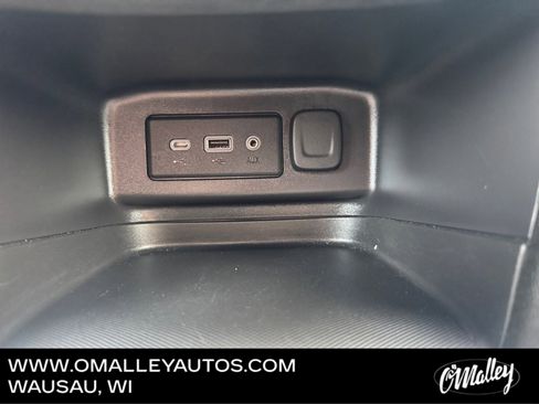Used 2024 Chevrolet Equinox LT w/ LPO, Floor Liner Package image 25