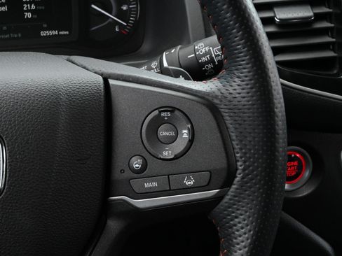 Used 2024 Honda Passport TrailSport image 33