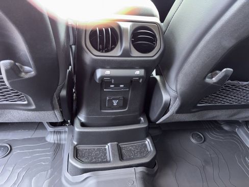New 2026 Jeep Wrangler Unlimited Sahara AWD/4WD image 30