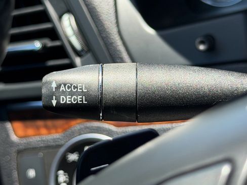 Used 2013 Mercedes-Benz E 350 Cabriolet image 21