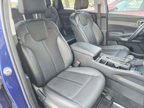 Used 2021 Kia Sorento EX w/ Panoramic Sunroof Package AWD/4WD image 18