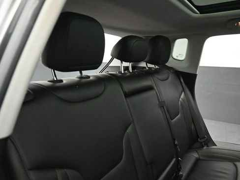 Used 2020 Jeep Compass Limited image 26