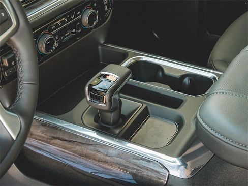 Used 2024 Chevrolet Silverado 1500 LTZ w/ LTZ Convenience Package II image 28