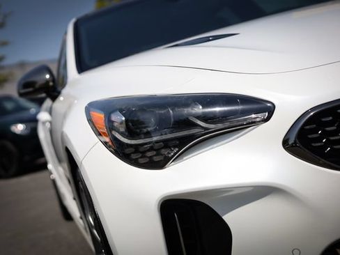 Used 2019 Kia Stinger GT1 RWD image 19