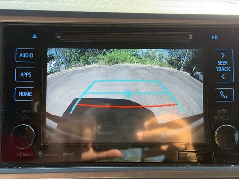 Used 2019 Toyota Tacoma TRD Sport AWD/4WD image 11
