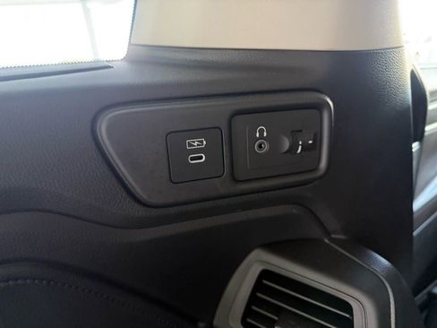 Used 2025 Honda Odyssey Elite image 14