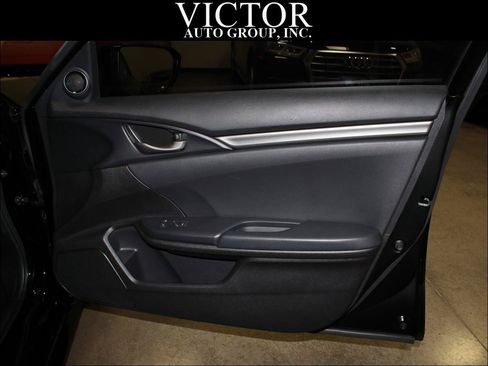 Used 2021 Honda Civic Sport image 29