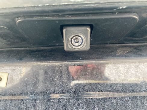 Used 2018 GMC Yukon Denali w/ Open Road Package image 11