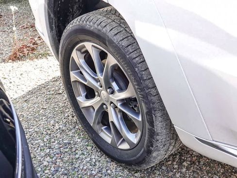 Used 2021 Jeep Grand Cherokee Summit w/ Platinum Series Group image 10