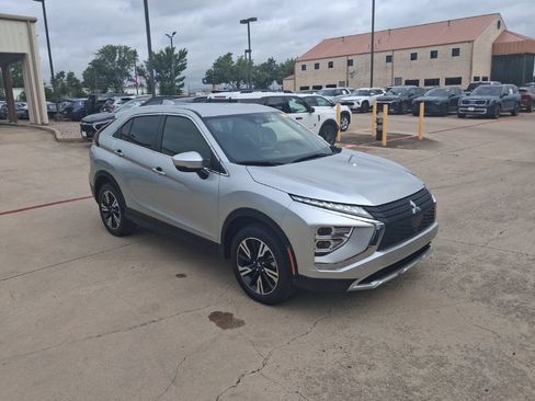 Used 2025 Mitsubishi Eclipse Cross SE AWD/4WD image 6