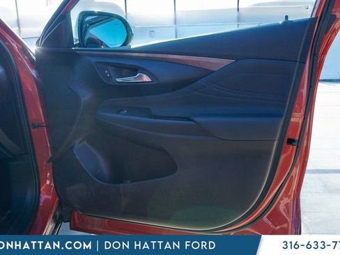 Used 2024 Buick Envista Sport Touring w/ Convenience I Package FWD image 25