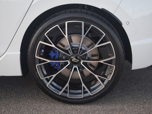 Used 2025 Volkswagen Golf w/ Euro Style Package image 29