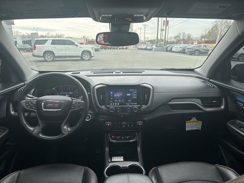 Used 2022 GMC Terrain AT4 image 14