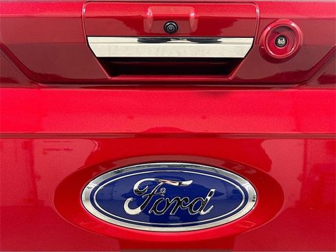 Certified 2022 Ford F150 XLT w/ Equipment Group 302A High image 18