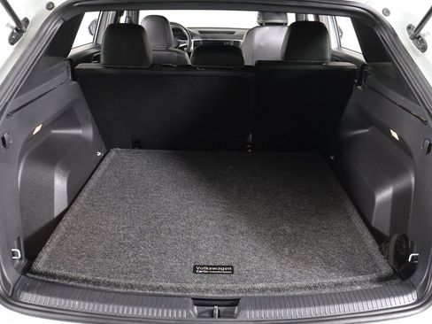 Used 2023 Volkswagen Atlas Cross Sport SE image 17