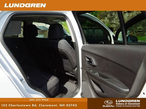 Used 2016 Chevrolet Trax LT w/ LPO, Protection Package AWD/4WD image 25