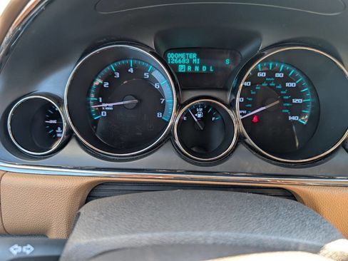 Used 2015 Buick Enclave Premium w/ Experience Buick Package image 22