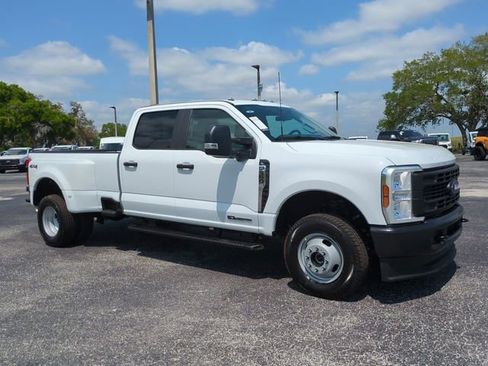 New 2026 Ford F350 XL w/ 360-Degree Camera Package AWD/4WD image 2