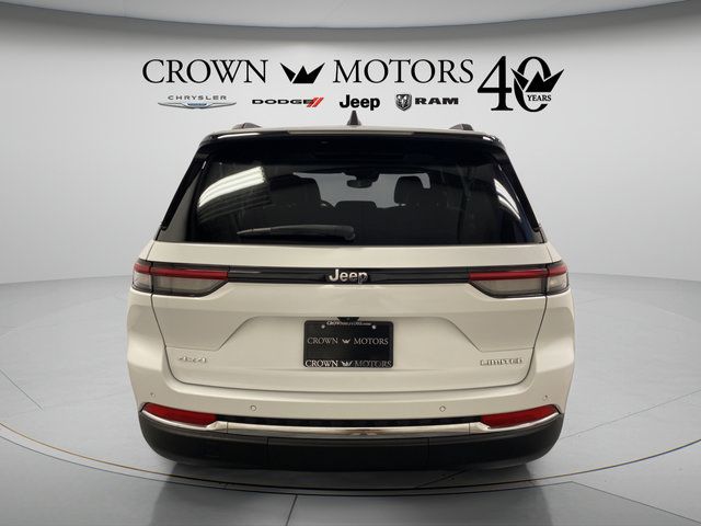 Used 2023 Jeep Grand Cherokee Limited AWD/4WD image 13