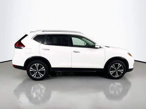 Used 2020 Nissan Rogue SV w/ Premium Package AWD/4WD image 7