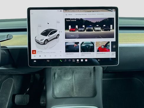 Used 2023 Tesla Model Y Long Range AWD/4WD image 13