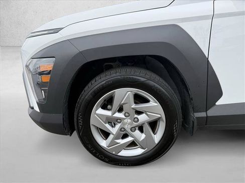 Certified 2025 Hyundai Kona SE FWD image 21