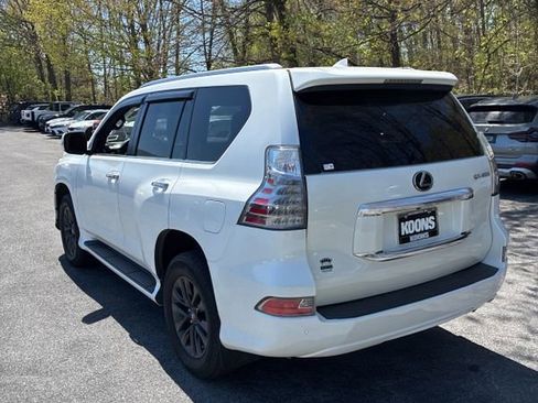 Used 2020 Lexus GX 460 Premium w/ Premium Package AWD/4WD image 2