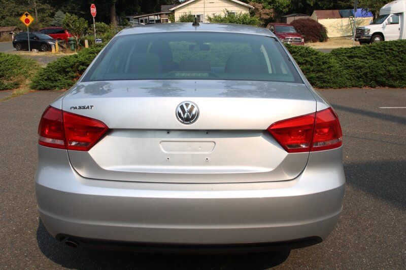 Used 2014 Volkswagen Passat 2.5 S FWD image 10