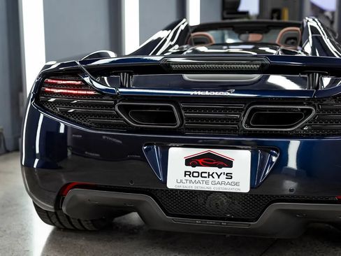 Used 2014 McLaren MP4-12C Spider RWD image 36