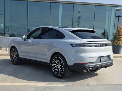 New 2026 Porsche Cayenne S image 3