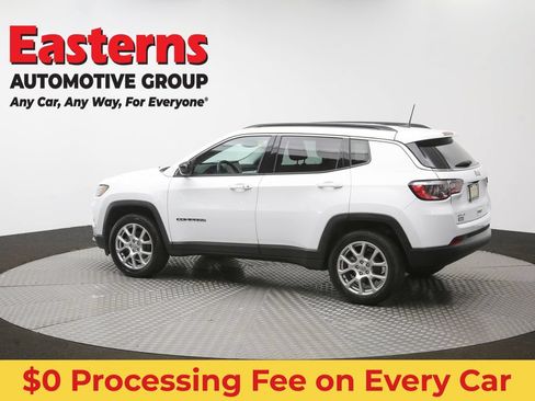 Used 2022 Jeep Compass Latitude AWD/4WD image 60