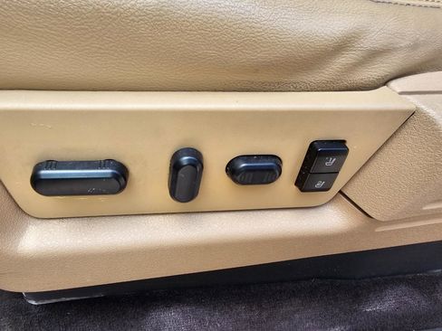 Used 2014 Ford F150 Lariat w/ Equipment Group 501A Mid AWD/4WD image 19