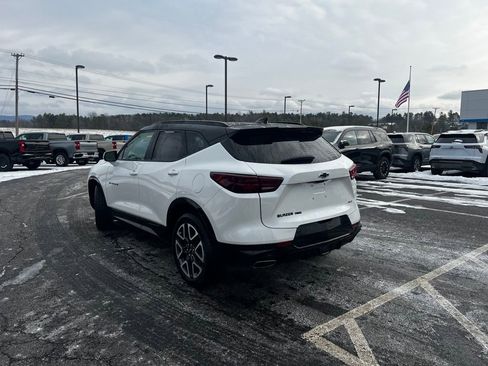 Used 2023 Chevrolet Blazer RS w/ Driver Confidence II Package image 6