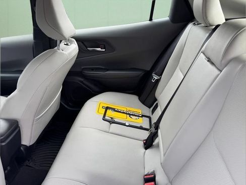 Used 2024 Toyota Prius XLE FWD image 10