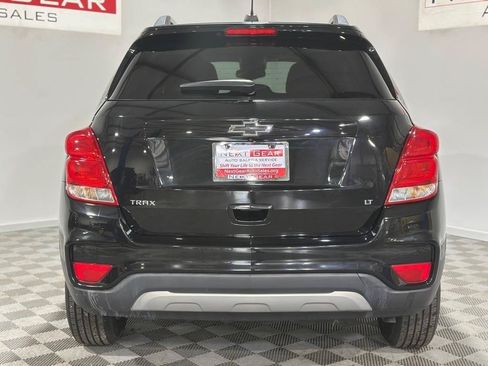 Used 2020 Chevrolet Trax LT FWD image 8