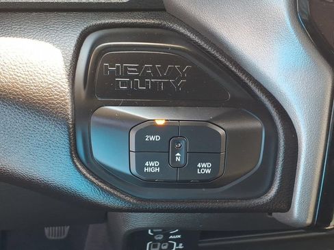 Certified 2025 RAM 2500 Big Horn AWD/4WD image 8