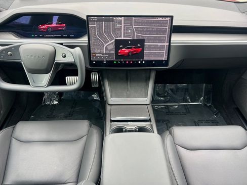 Used 2023 Tesla Model S Plaid image 12