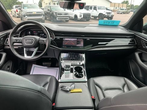 Used 2023 Audi Q8 Premium Plus w/ Premium Plus Package AWD/4WD image 25
