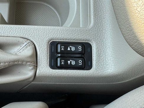 Used 2014 Subaru Crosstrek 2.0i Premium AWD/4WD image 14