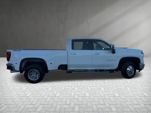 New 2026 Chevrolet Silverado 3500 LTZ w/ LTZ Convenience Package image 6