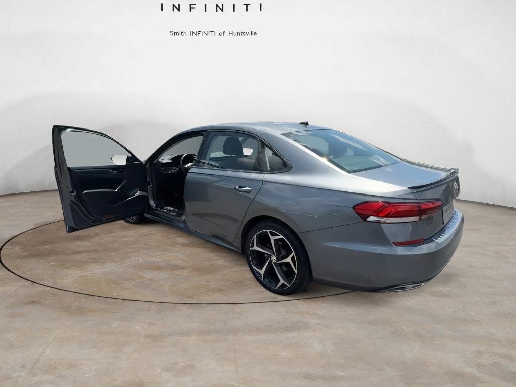 Used 2020 Volkswagen Passat 2.0T R-Line FWD image 6