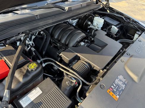 Used 2017 GMC Yukon XL Denali w/ Open Road Package image 22