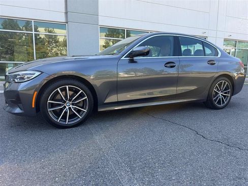 Used 2020 BMW 330i xDrive Sedan w/ Premium Package AWD/4WD image 4